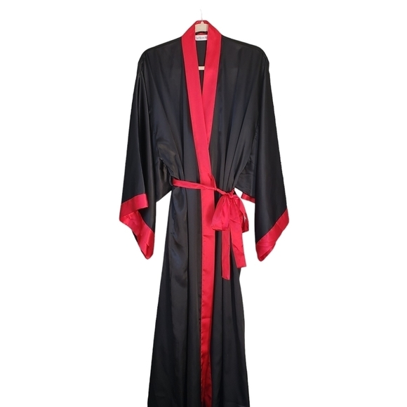 La Vie En Rose Intimates & Sleepwear La Vie En Rose Black And Red